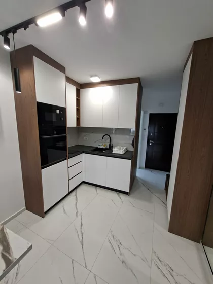 Trg Kosturnica | 4zida.rs