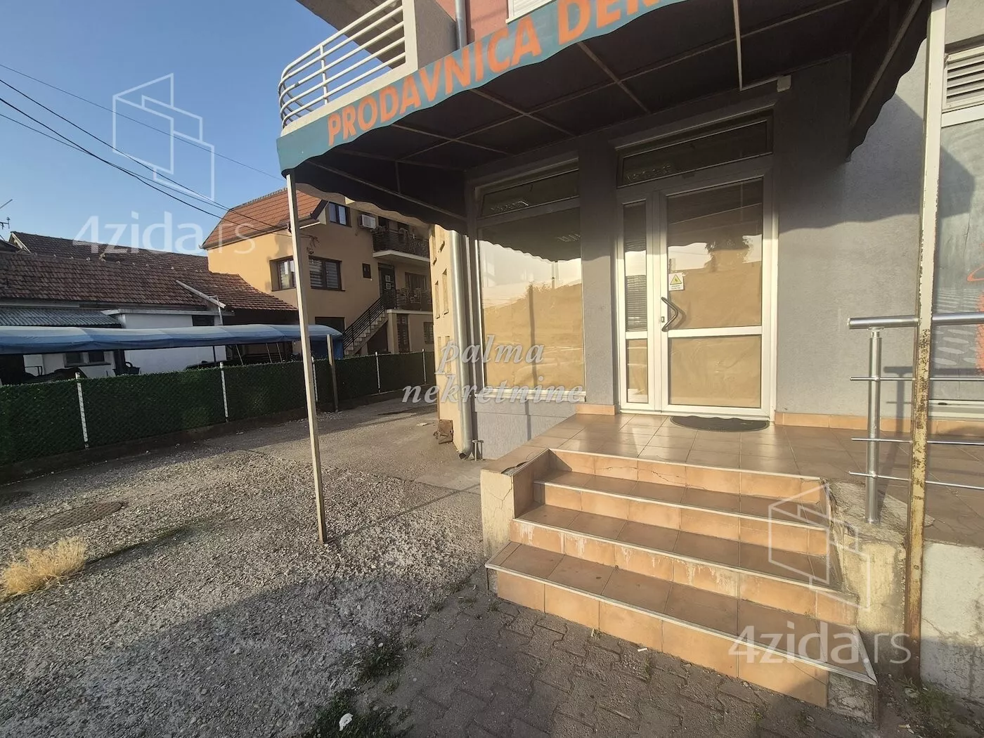 Poslovni prostor | 4zida