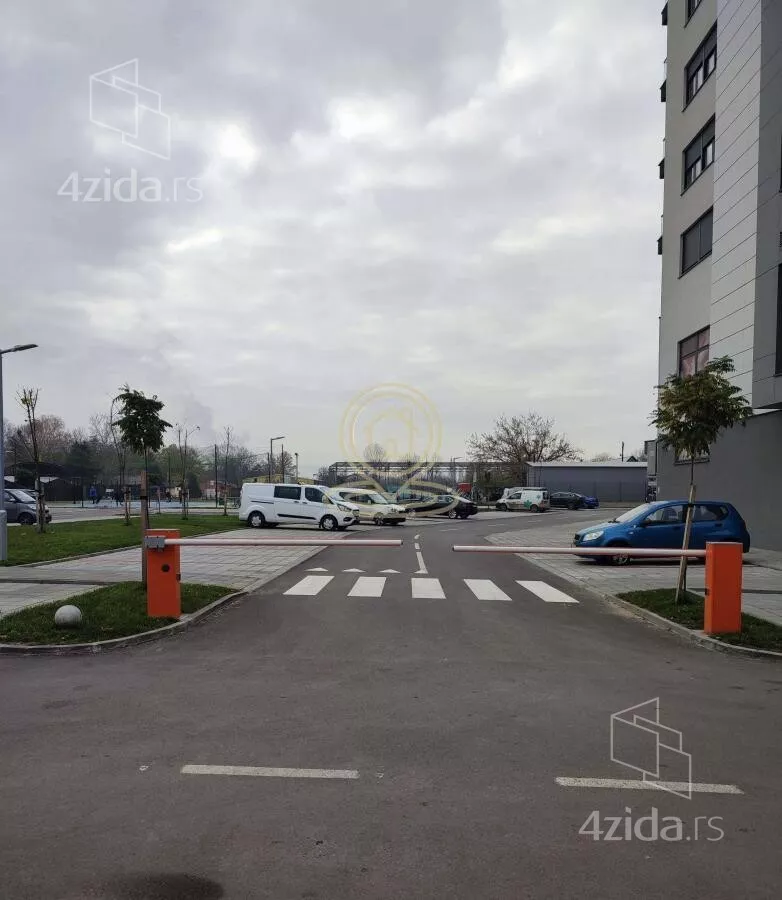 Garaža | 4zida