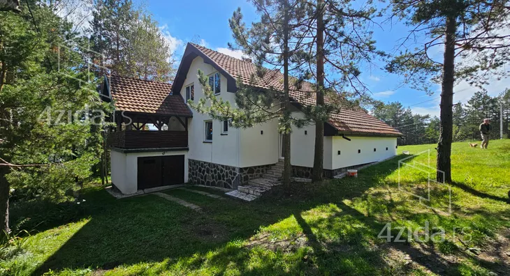 3-etažna kuća | 4zida