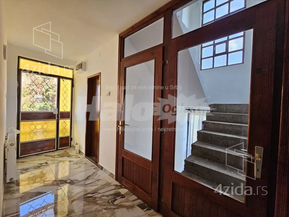 3-etažna kuća | 4zida