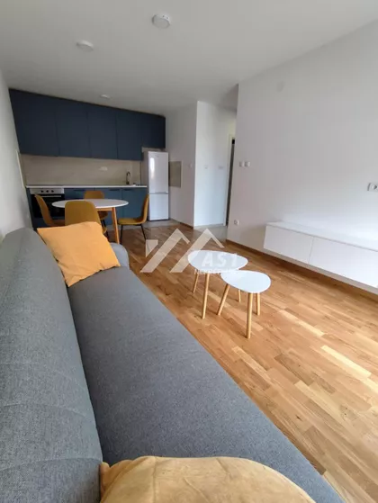 Povrtarska | 4zida.rs