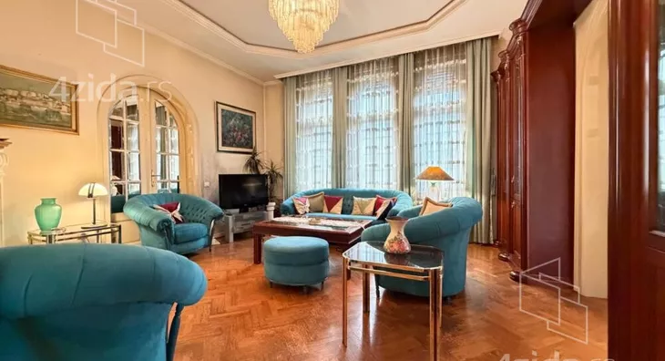 Petoiposoban stan | 4zida