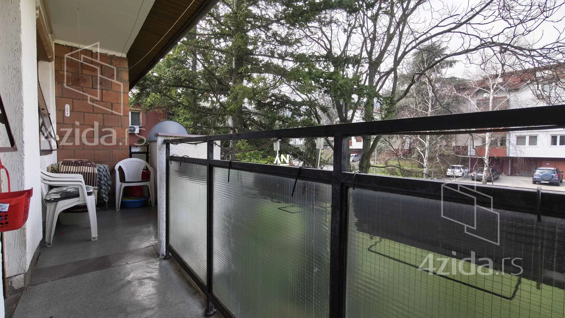 Šestosoban stan | 4zida