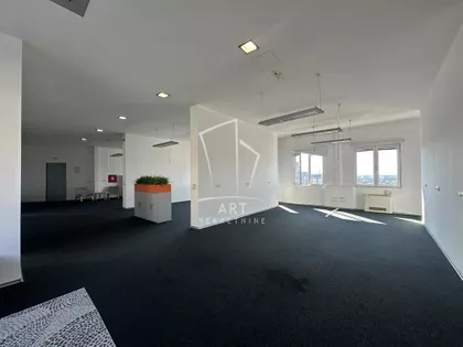 Knez Mihailova | 4zida.rs