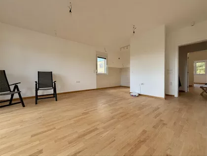 9.Brigade 19 | 4zida.rs