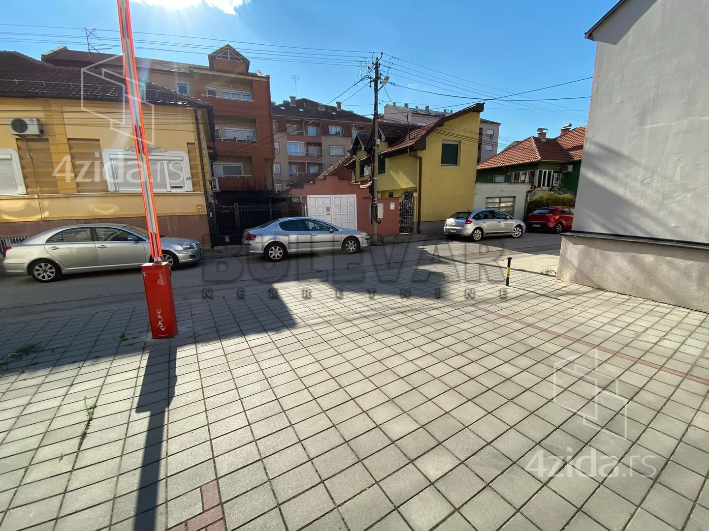 Garaža | 4zida