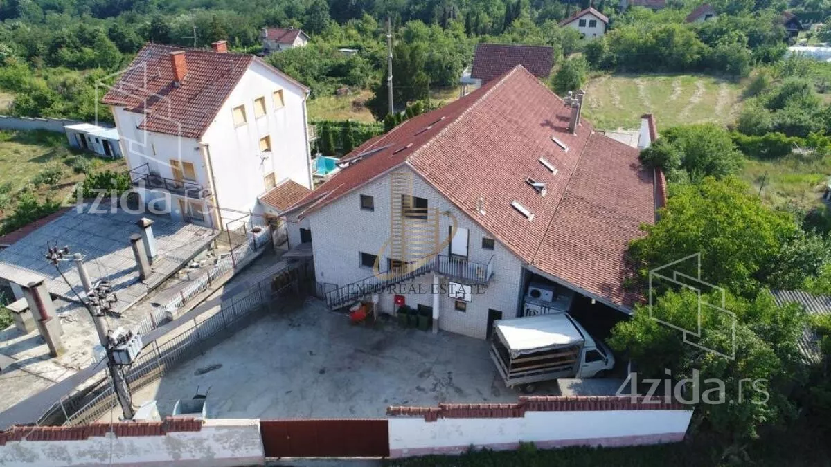 Kuća | 4zida
