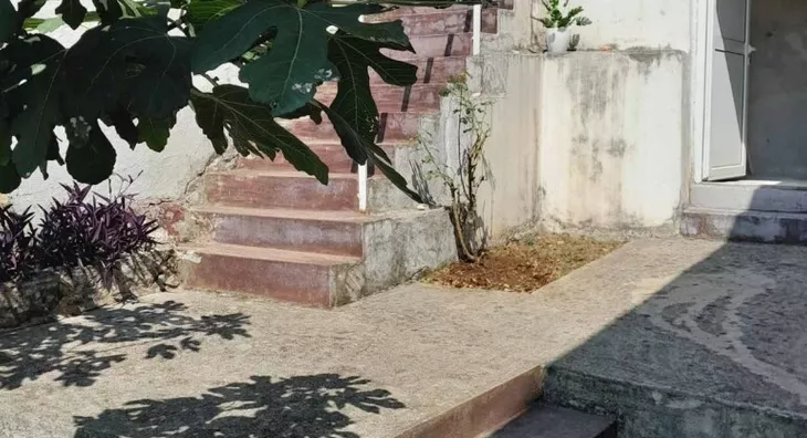 5-etažna kuća | 4zida