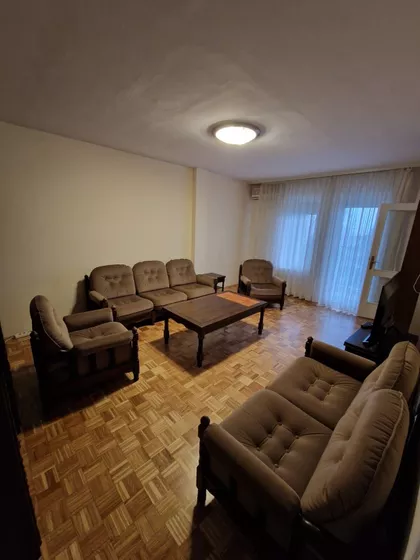 Crveni Krst Vračar | 4zida.rs