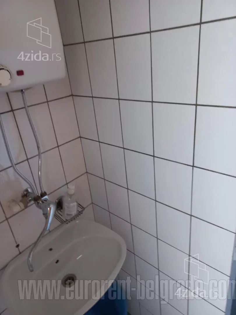 Kancelarija | 4zida