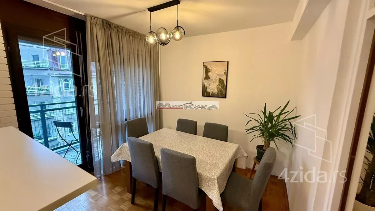 Troiposoban stan | 4zida