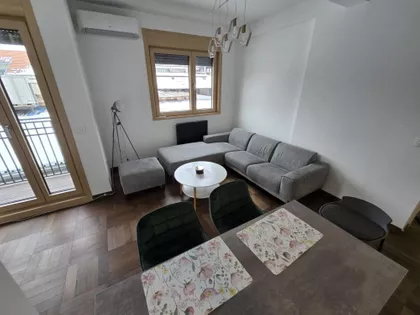 Janisa Janulisa | 4zida.rs