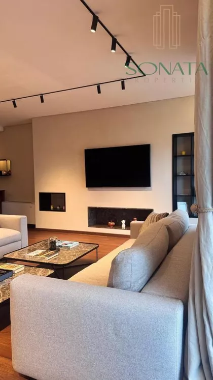 Hram Svetog Save | 4zida.rs