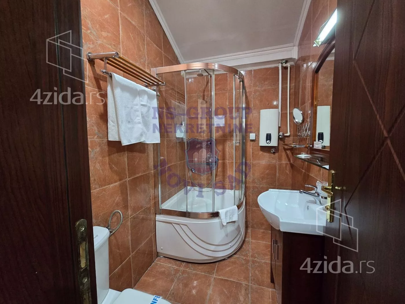 Ugostiteljski objekat | 4zida