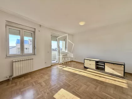 Maksima Gorkog | 4zida.rs