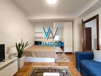 Pavla Papa | 4zida.rs