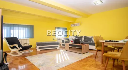 Milijana Miljanića | 4zida.rs