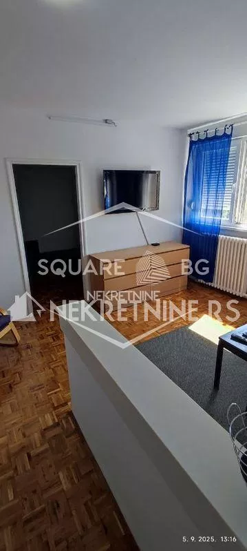 Pariske komune | 4zida.rs
