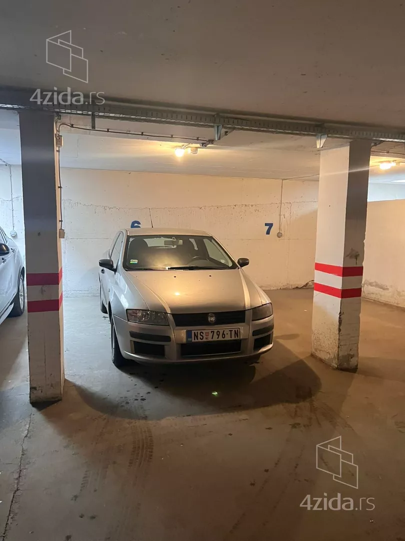 Parking | 4zida