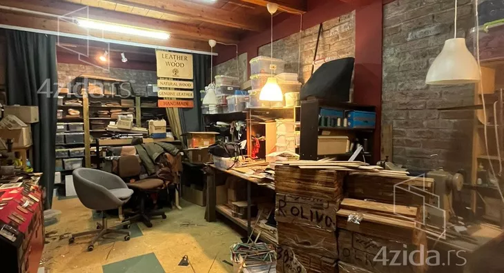 Poslovni prostor | 4zida