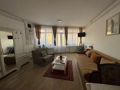Obrada Lučića 27 | 4zida.rs