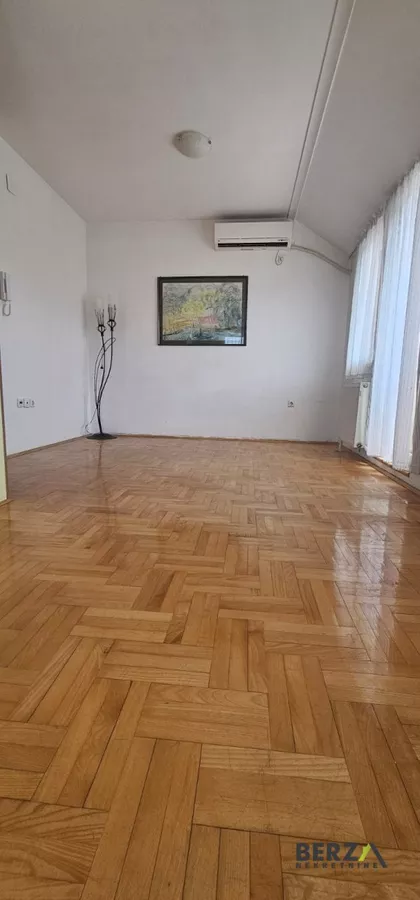 Grbavica | 4zida.rs