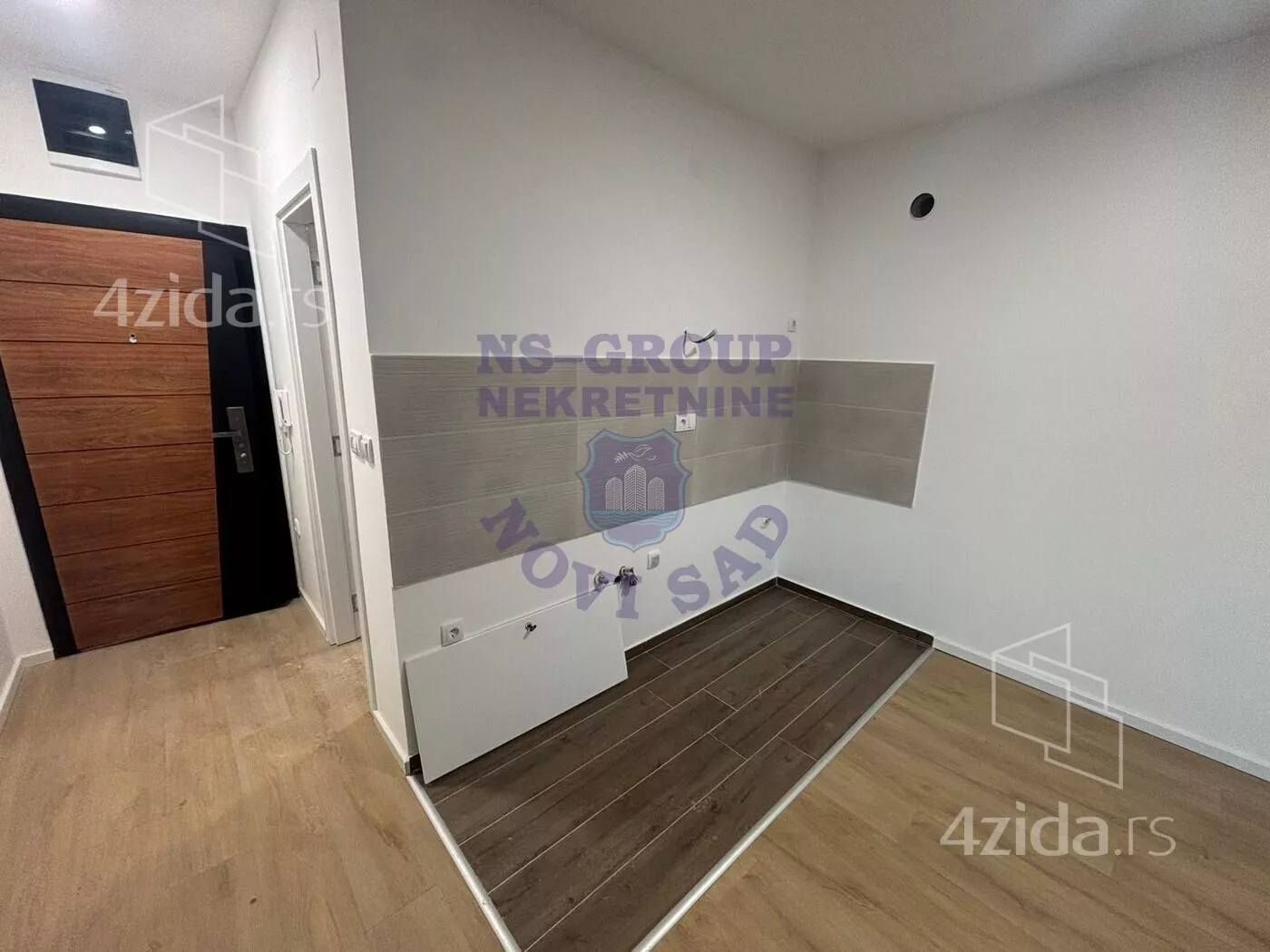 Petosoban stan | 4zida