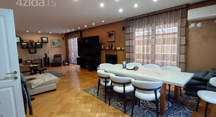 4-etažna kuća | 4zida