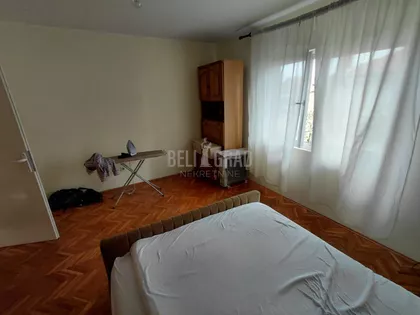 Prvomajska | 4zida.rs