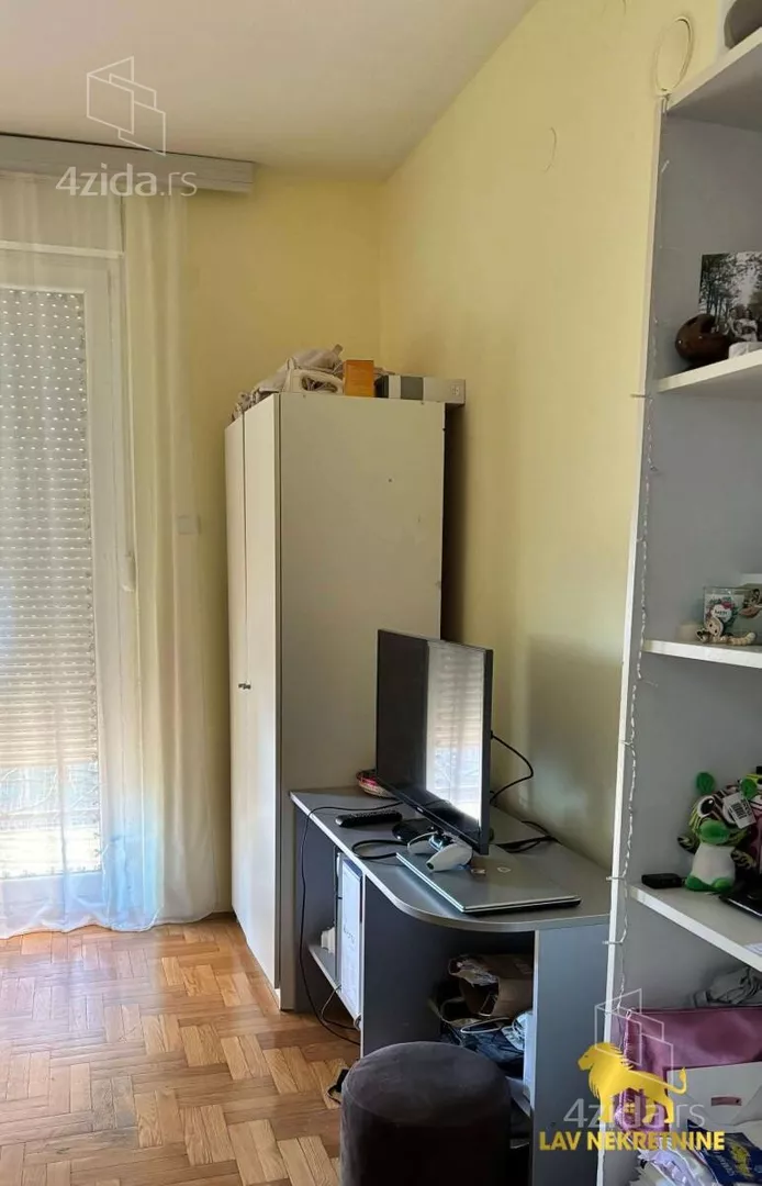Garsonjera | 4zida