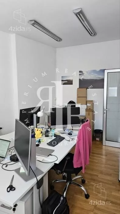 Kancelarija | 4zida