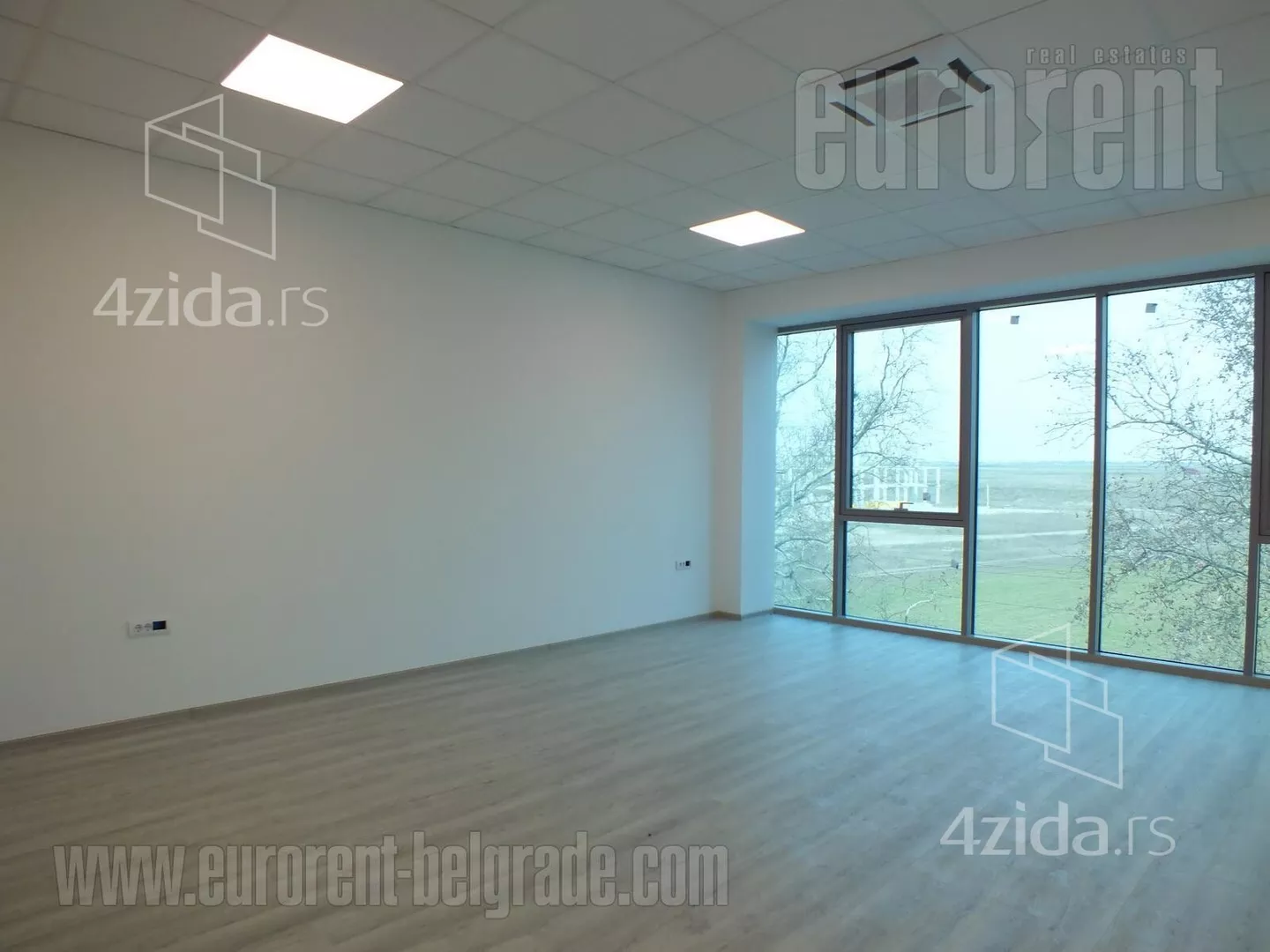 Poslovni prostor | 4zida