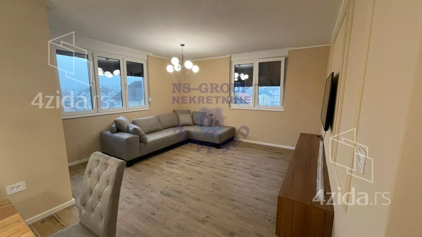 Četvorosoban stan | 4zida