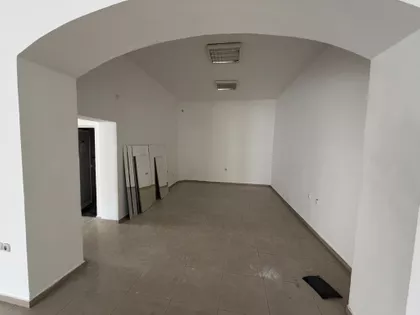 Karađorđeva | 4zida.rs