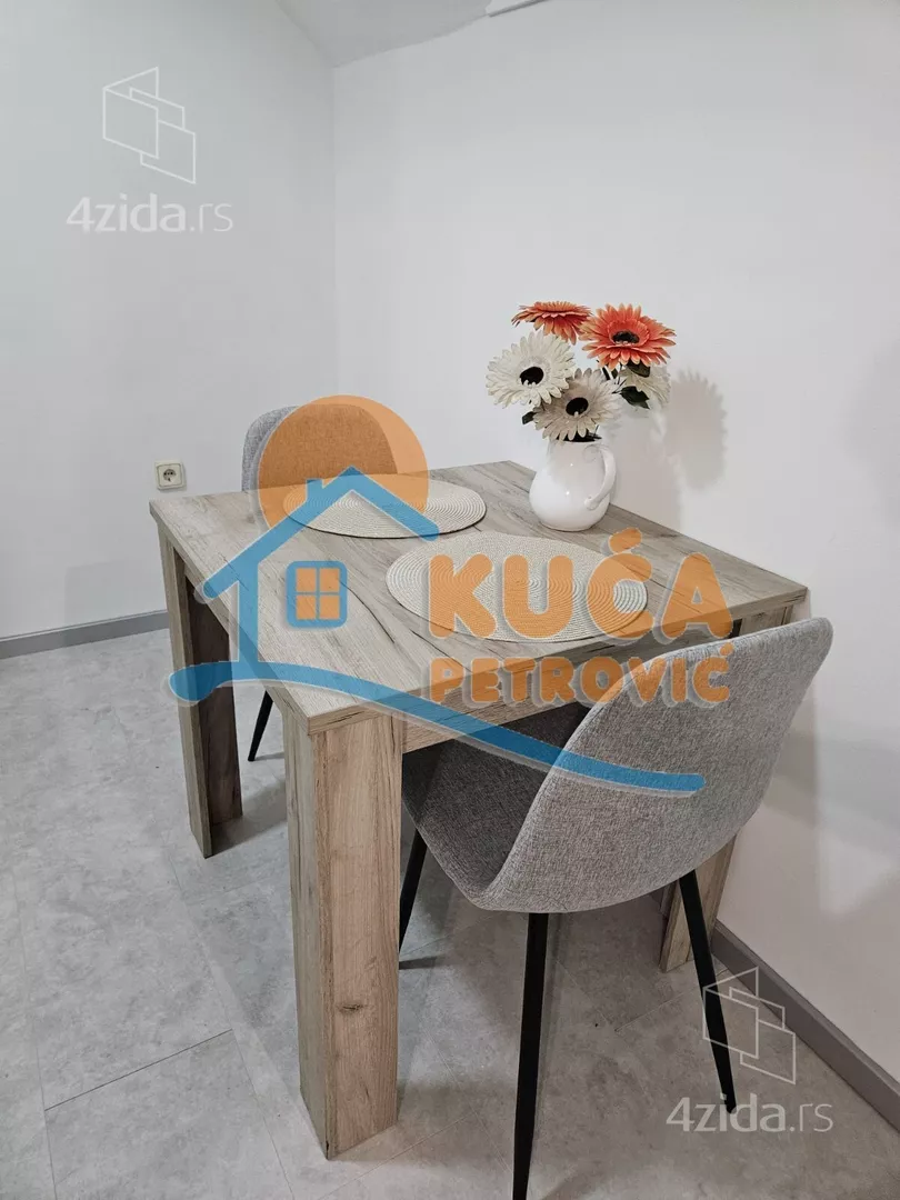 Garsonjera | 4zida