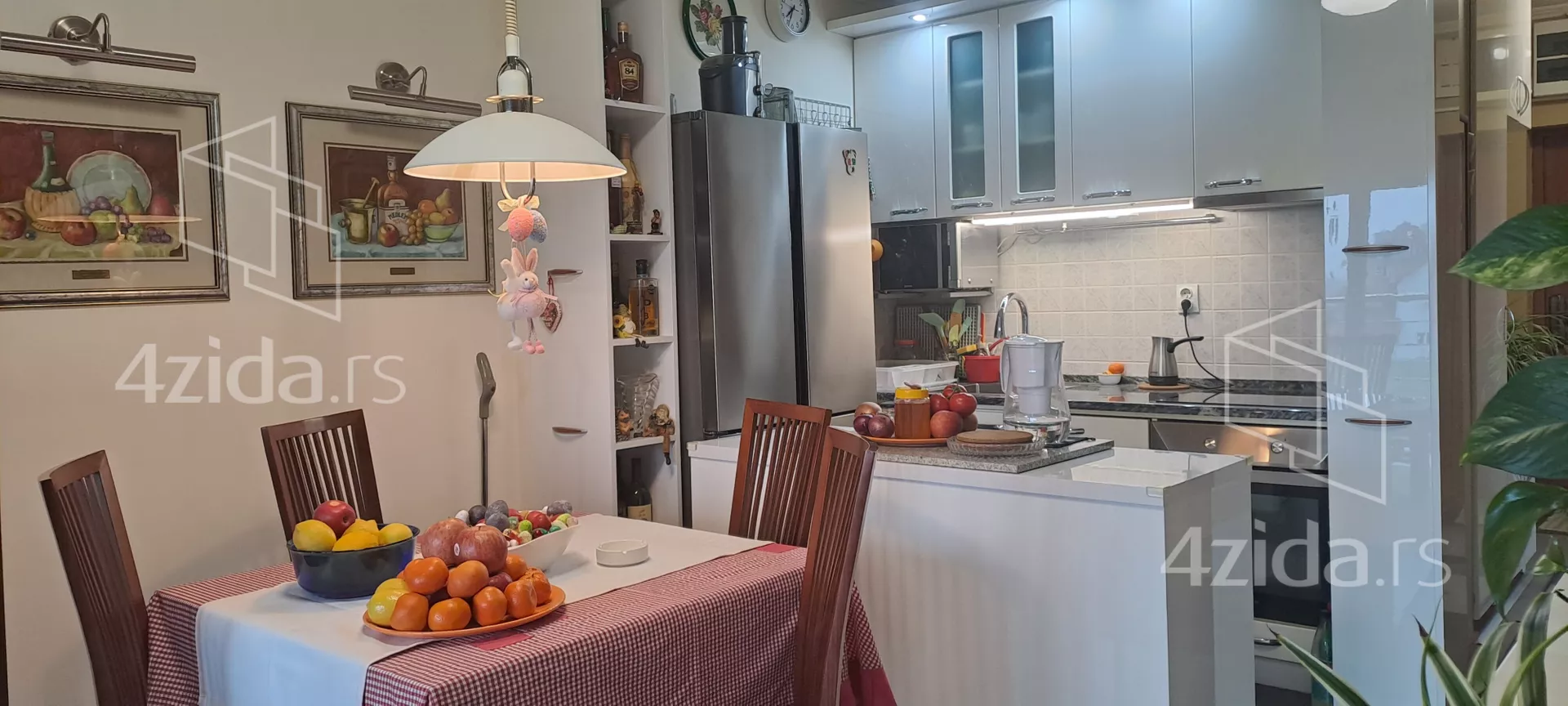 Dvoiposoban stan | 4zida