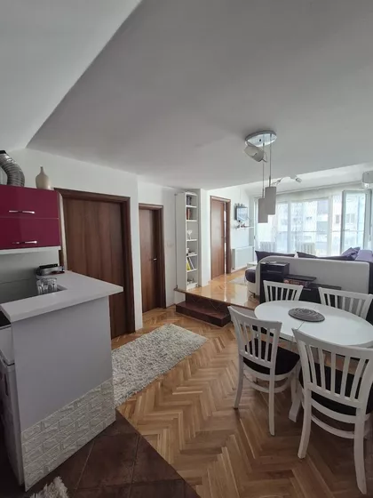 Loznica - Centar | 4zida.rs