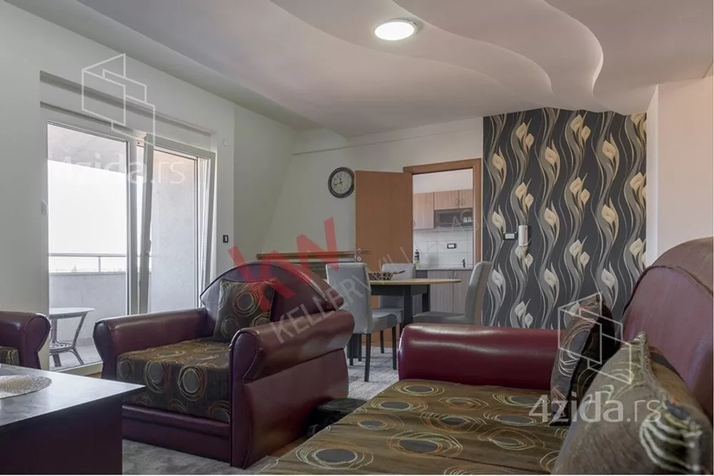 Petosoban stan | 4zida