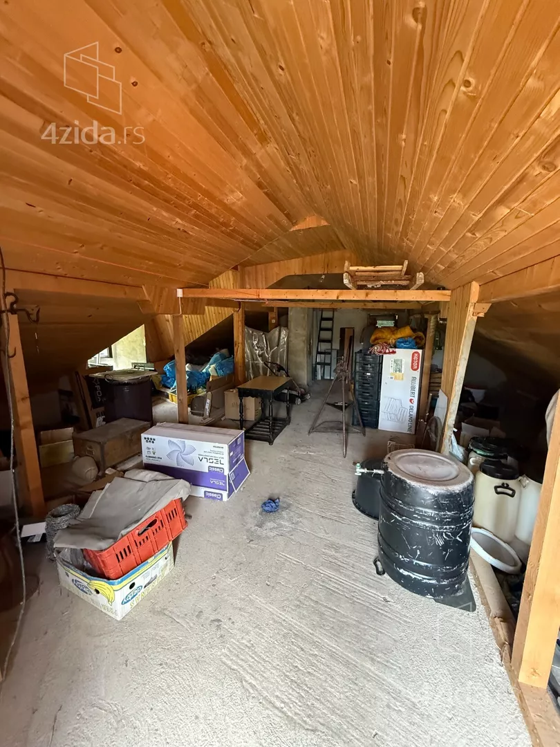 3-etažna kuća | 4zida