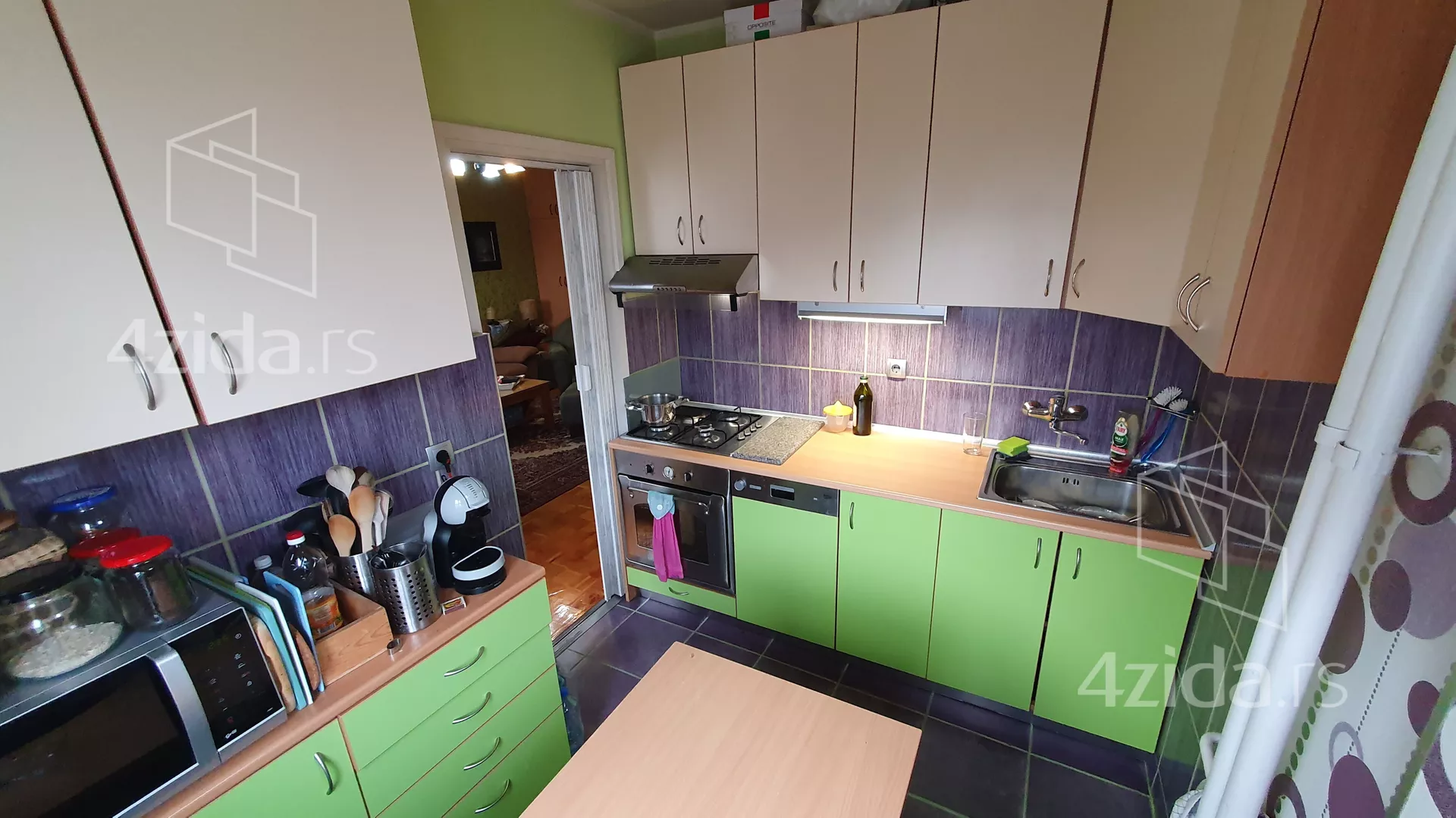 Troiposoban stan | 4zida