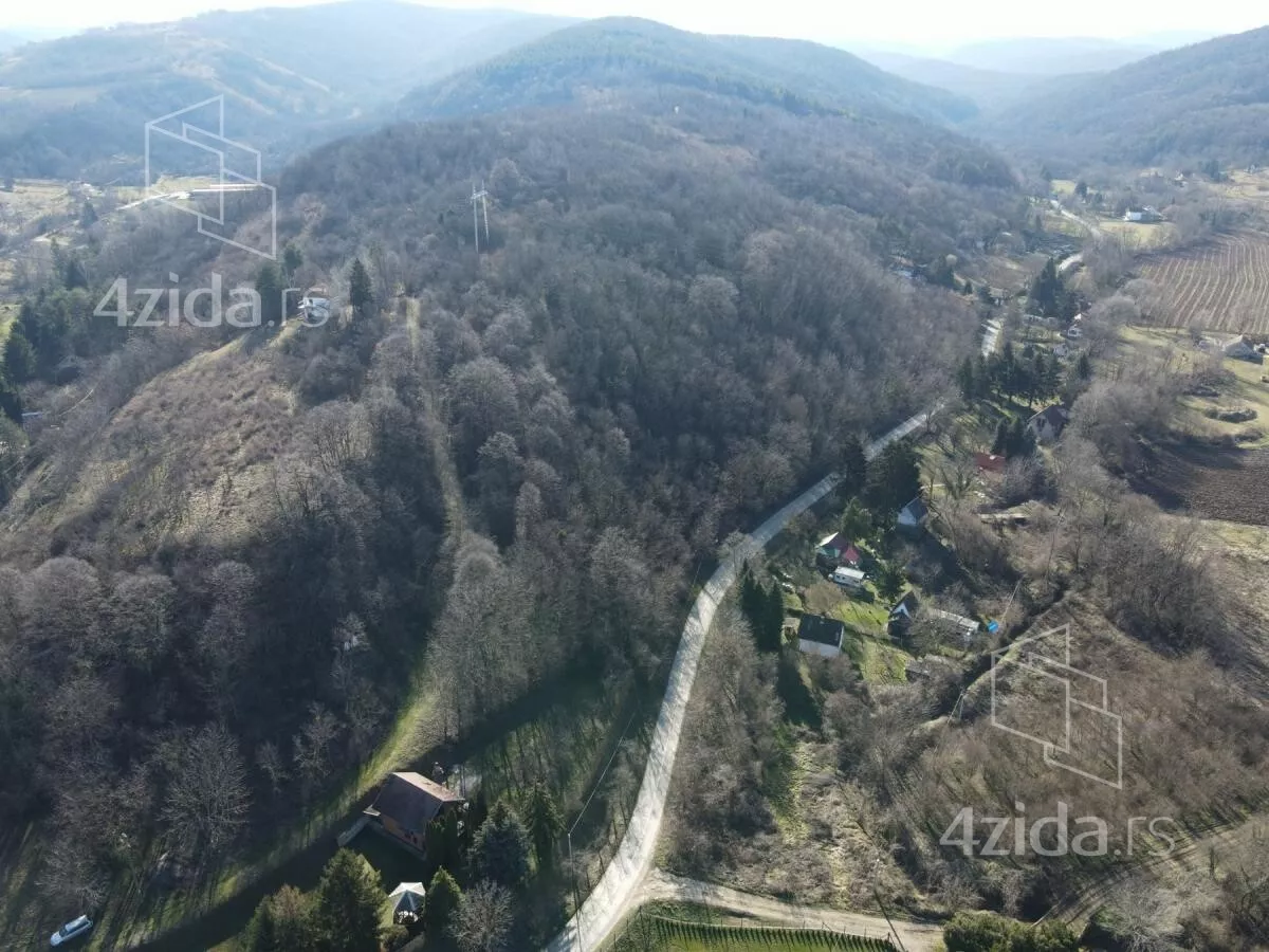 Poljoprivredno zemljište | 4zida