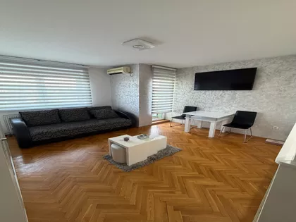 Bulevar Cara Lazara 92 | 4zida.rs