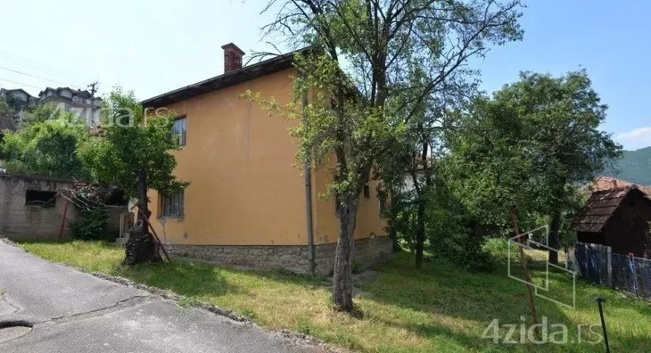 Kuća | 4zida