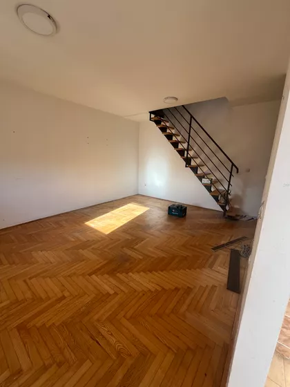 Petra Kralja 12 | 4zida.rs