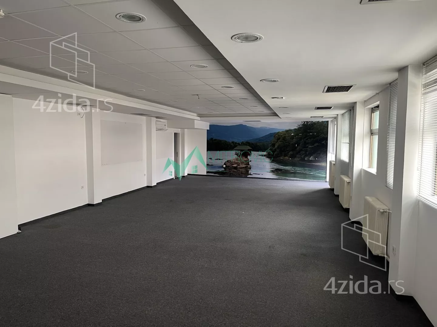 Poslovni prostor | 4zida