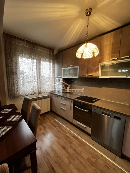 Dr Nika Miljanića | 4zida.rs