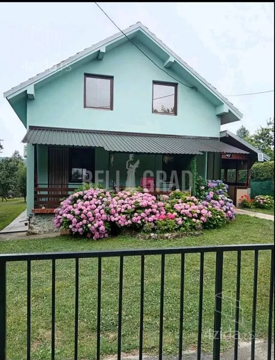 Kuća | 4zida
