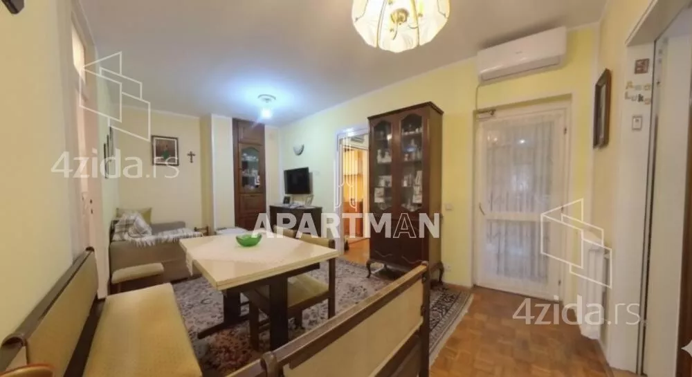 Troiposoban stan | 4zida