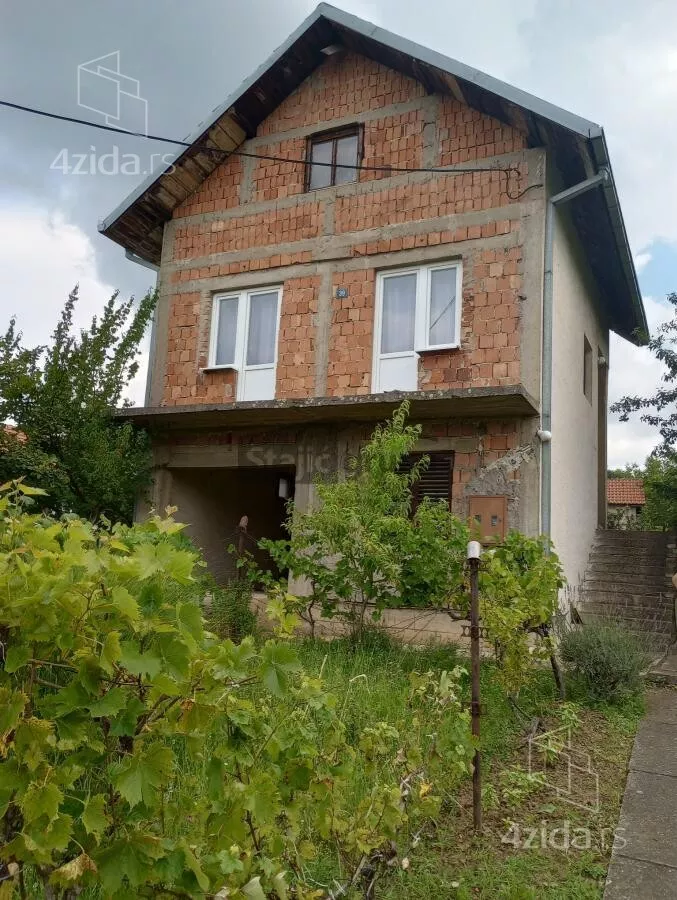 Kuća | 4zida